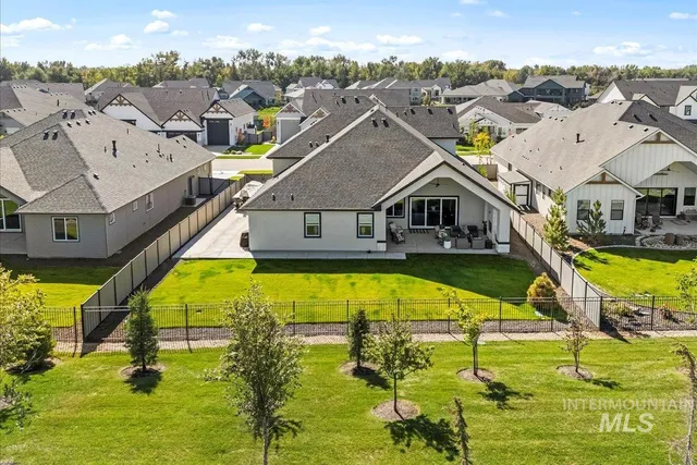 $959,999 | 5718 West Polecat Drive, Eagle, ID 83616