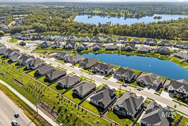 $959,999 | 5718 West Polecat Drive, Eagle, ID 83616