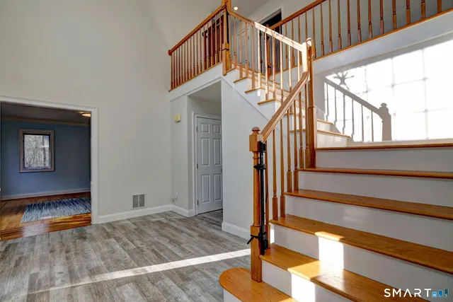 $975,000 | 84 Chelsea Court, Orange, CT 06477