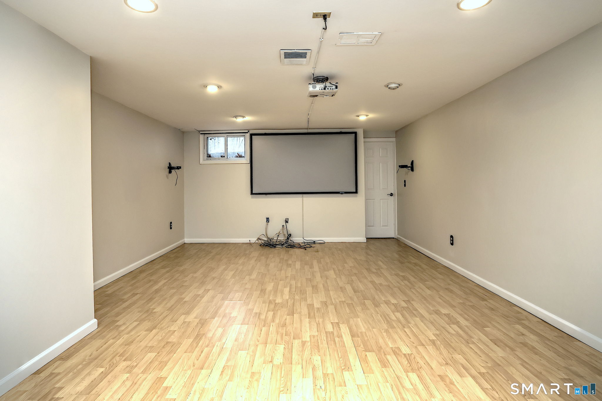 84 Chelsea Court Orange, CT 06477 - Photo 37 of 39