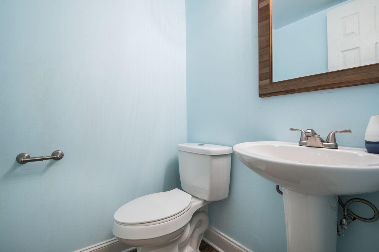 1848 Mepkin Road, Unit E8 Charleston, SC 29407 - Photo 8 of 17 8.Half Bath