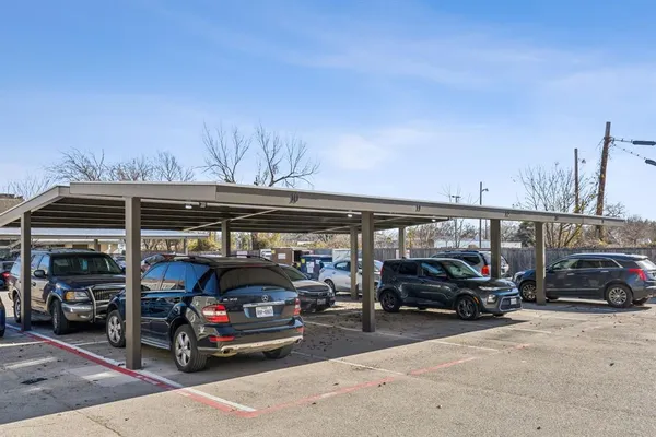 $1,099 | 4402 Swiss Avenue, Dallas, TX 75204