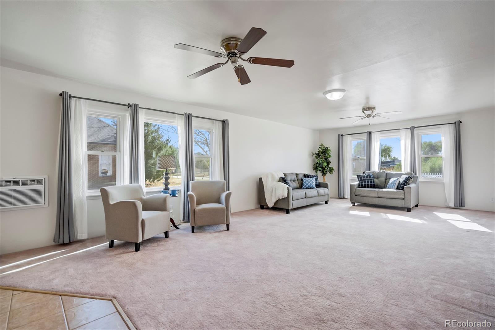 1284 Thompson Street Limon, CO 80828 - Photo 5 of 49