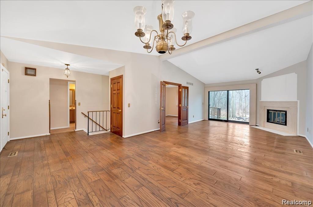 1778 Thomas Court Rochester Hills, MI 48309 - Photo 8 of 24