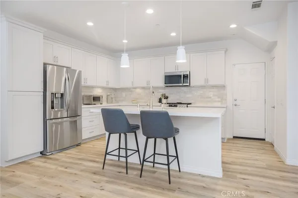 $779,000 | 3604 Dunkirk Drive, Oxnard, CA 93035