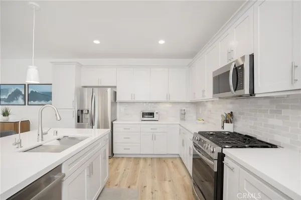 $779,000 | 3604 Dunkirk Drive, Oxnard, CA 93035