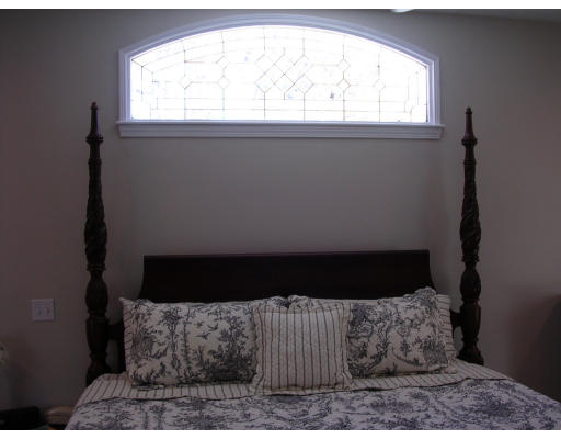 26 Ridgeway Avenue Billerica, MA 01821 - Photo 14 of 24 Gallery Image 14