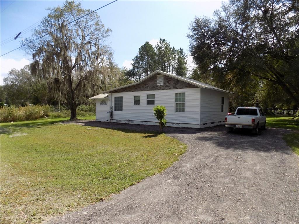 693 West County Line Road Zephyrhills, FL 33540 - Photo 1 of 1 Gallery Image 1