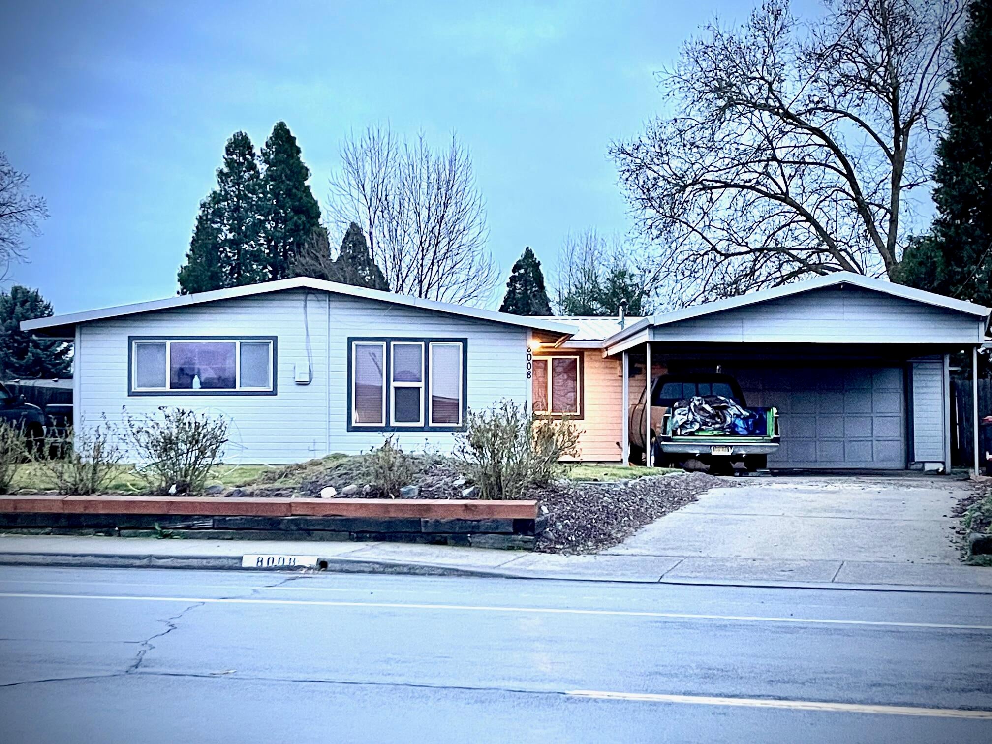 8008 Division Road White City, OR 97503 - Photo 1 of 1 Front