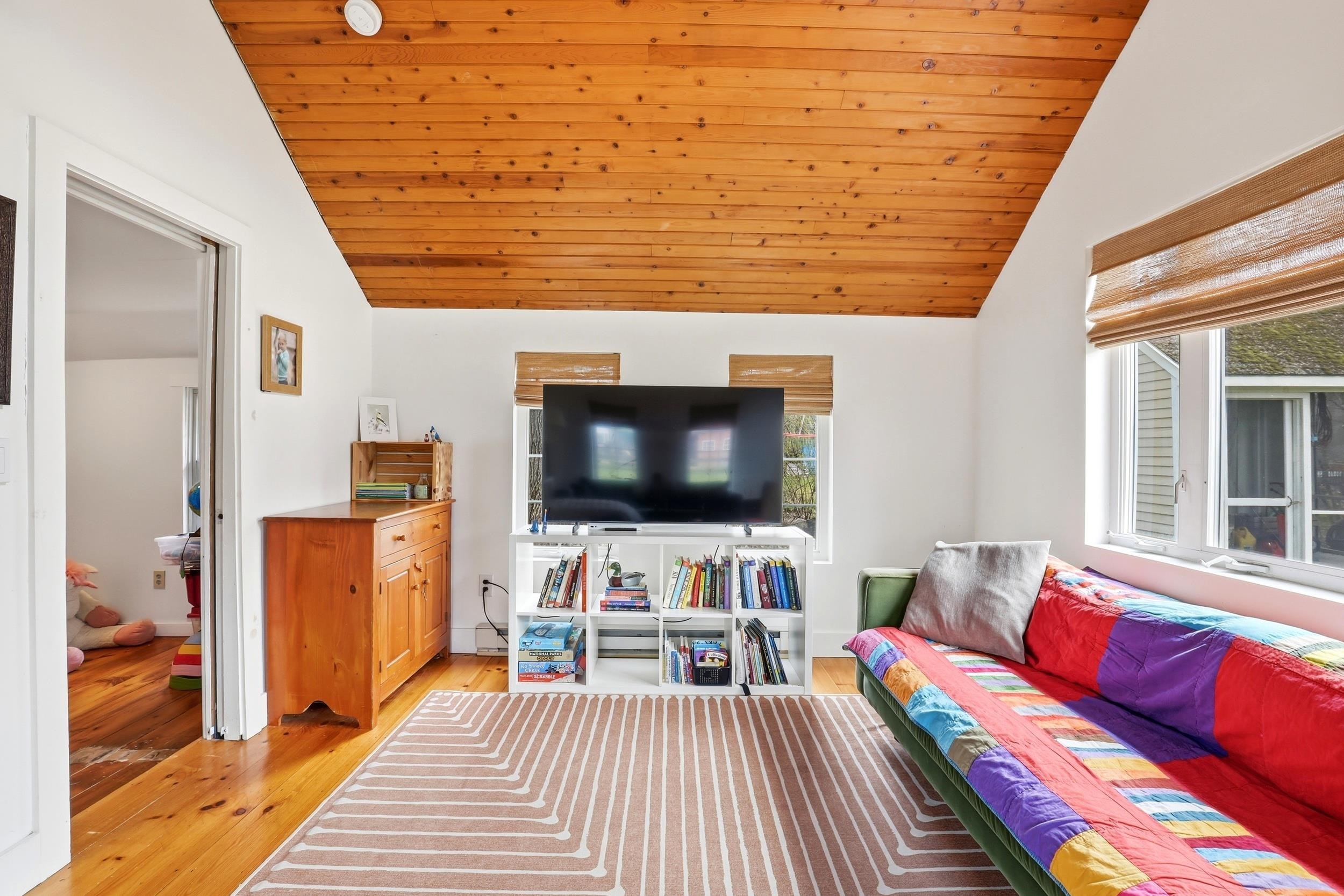 338 Stage Road Nottingham, NH 03290 - Photo 20 of 30