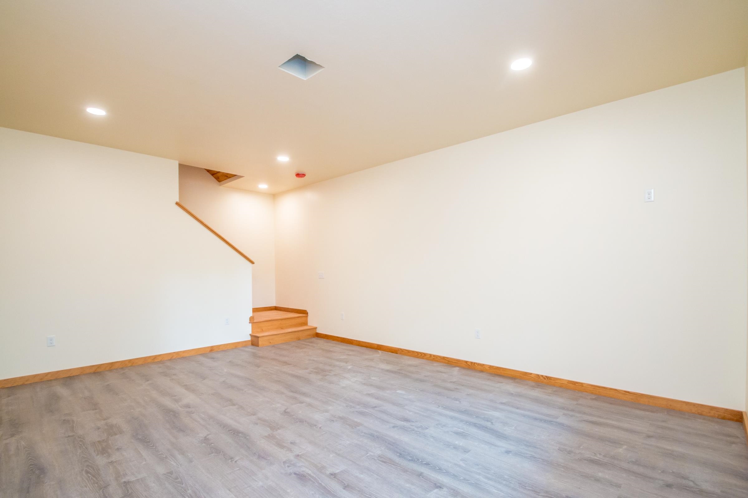 75 Landsdown Lane Conway, NH 03818 - Photo 5 of 35