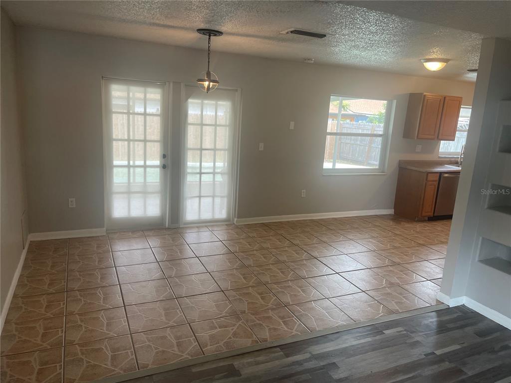 906 Essex Road Brandon, FL 33510 - Photo 11 of 16