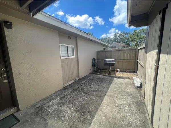 $1,595 | 8601 Cattail Drive, Unit 8601, Temple Terrace, FL 33637