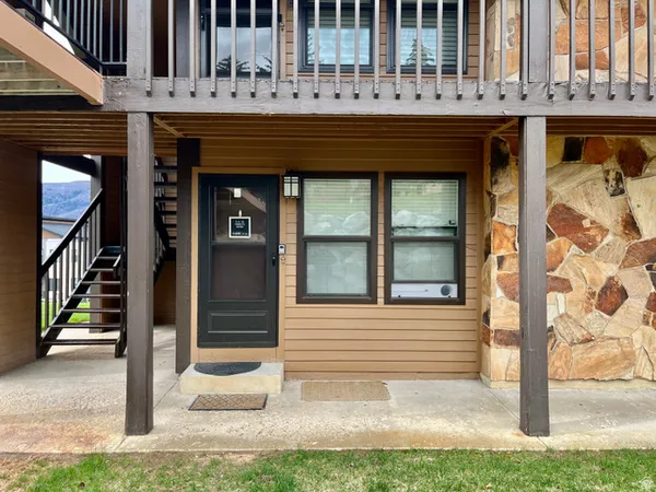 $394,500 | 3615 North Wolf Creek Drive, Unit 1206, Eden, UT 84310