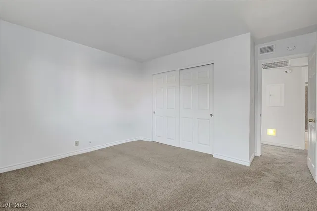 $1,199 | 5332 River Glen Drive, Unit 408, Las Vegas, NV 89103