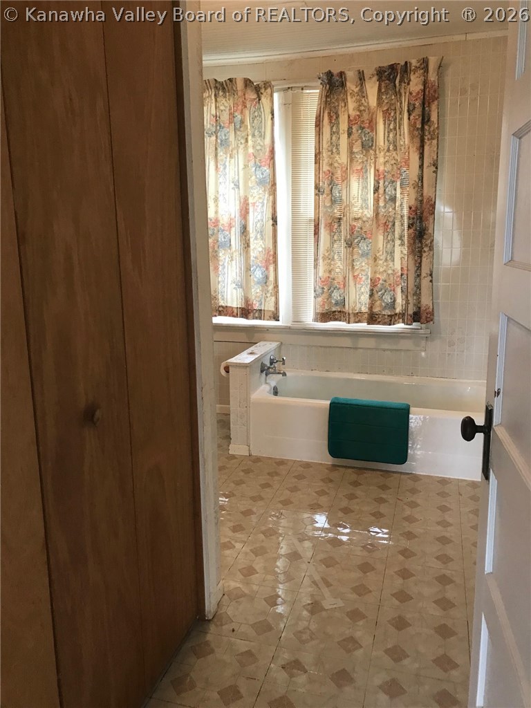 108 Grand Central Avenue Ripley, WV 25271 - Photo 10 of 14 Gallery Image 10