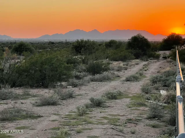 $10,995 | 12198 East Doubletree Ranch Road, Scottsdale, AZ 85259