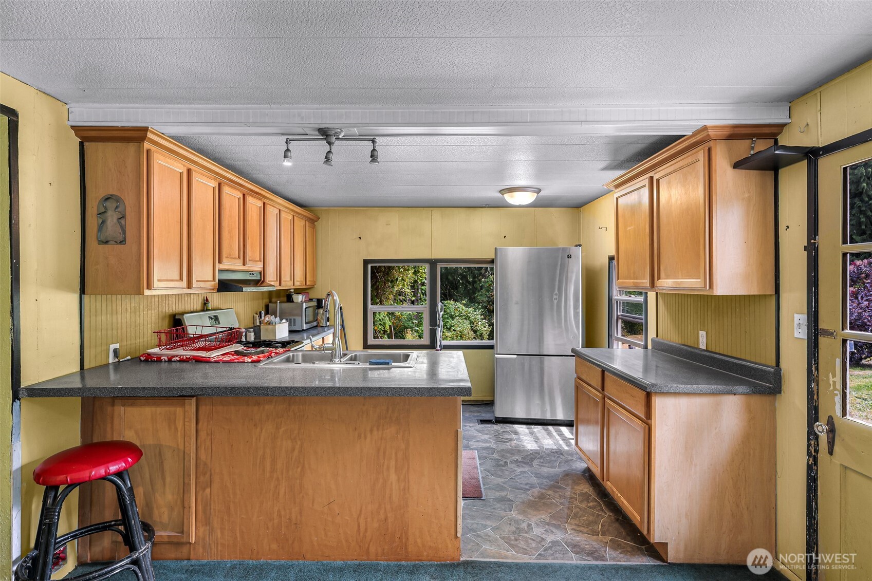 1361 East Axton Road Bellingham, WA 98226 - Photo 16 of 40 Gallery Image 16