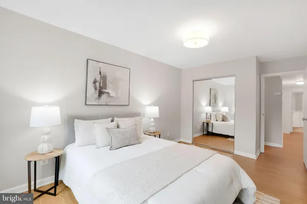 $350,000 | 5041 7th Road South, Unit 102, Arlington, VA 22204