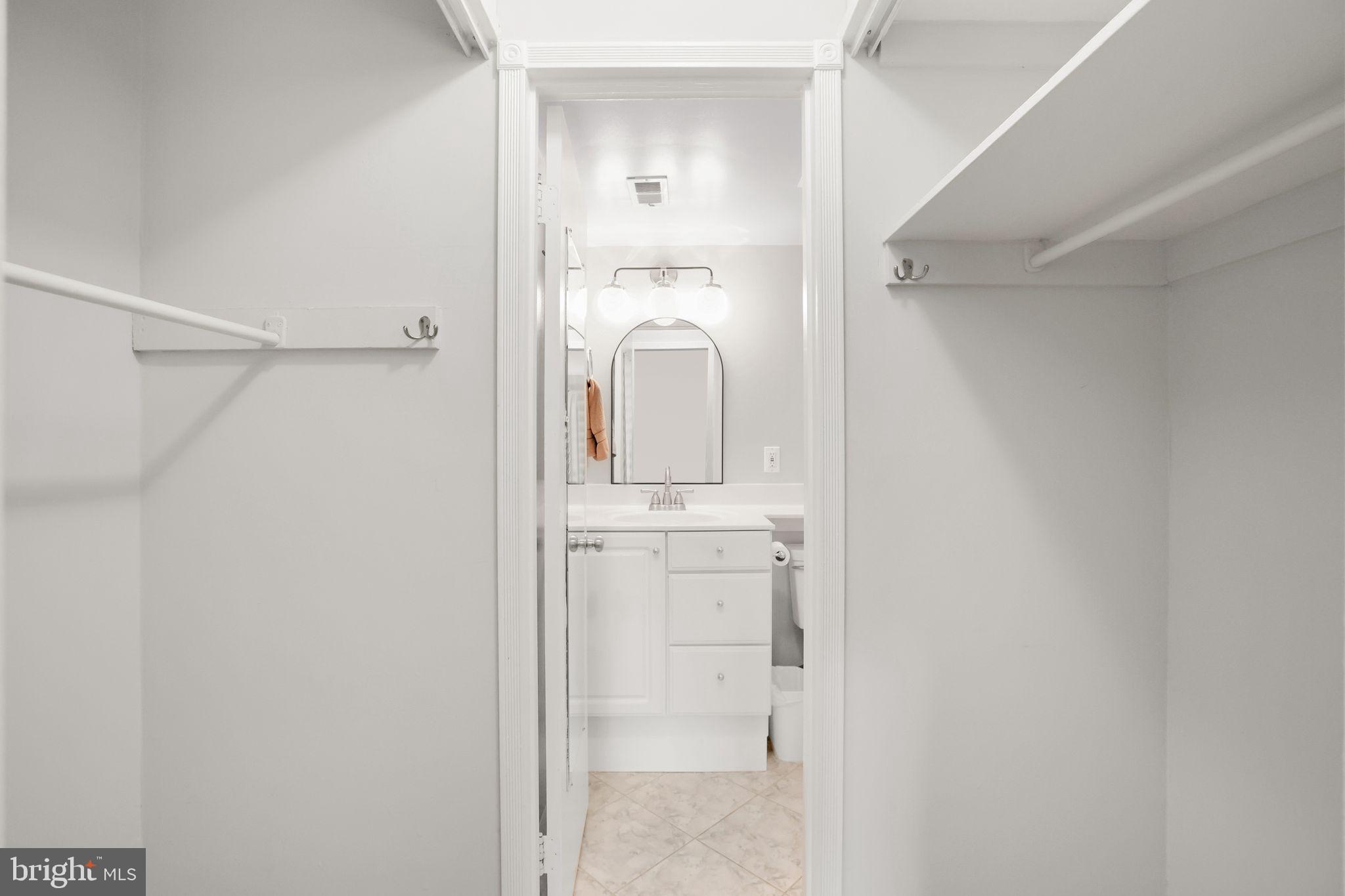 5041 7th Road South, Unit 102 Arlington, VA 22204 - Photo 34 of 40