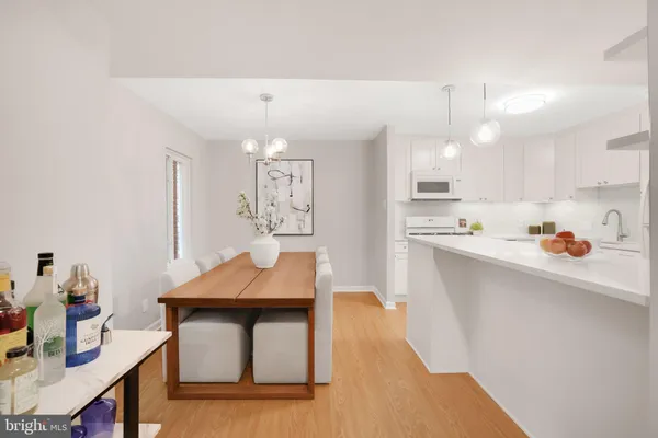 $350,000 | 5041 7th Road South, Unit 102, Arlington, VA 22204