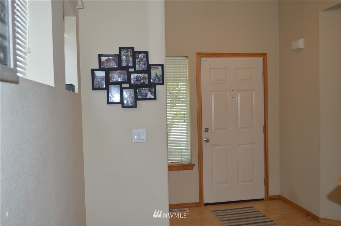7241 Radius Loop Southeast Lacey, WA 98513 - Photo 12 of 21 Gallery Image 12