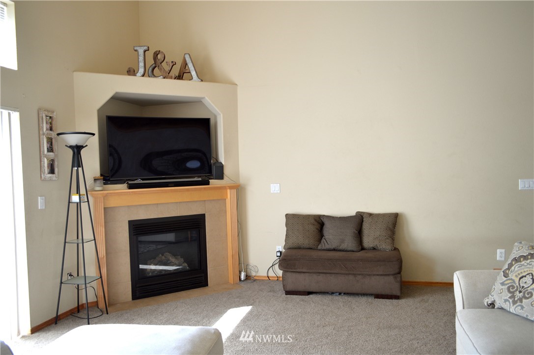 7241 Radius Loop Southeast Lacey, WA 98513 - Photo 8 of 21 Gallery Image 8