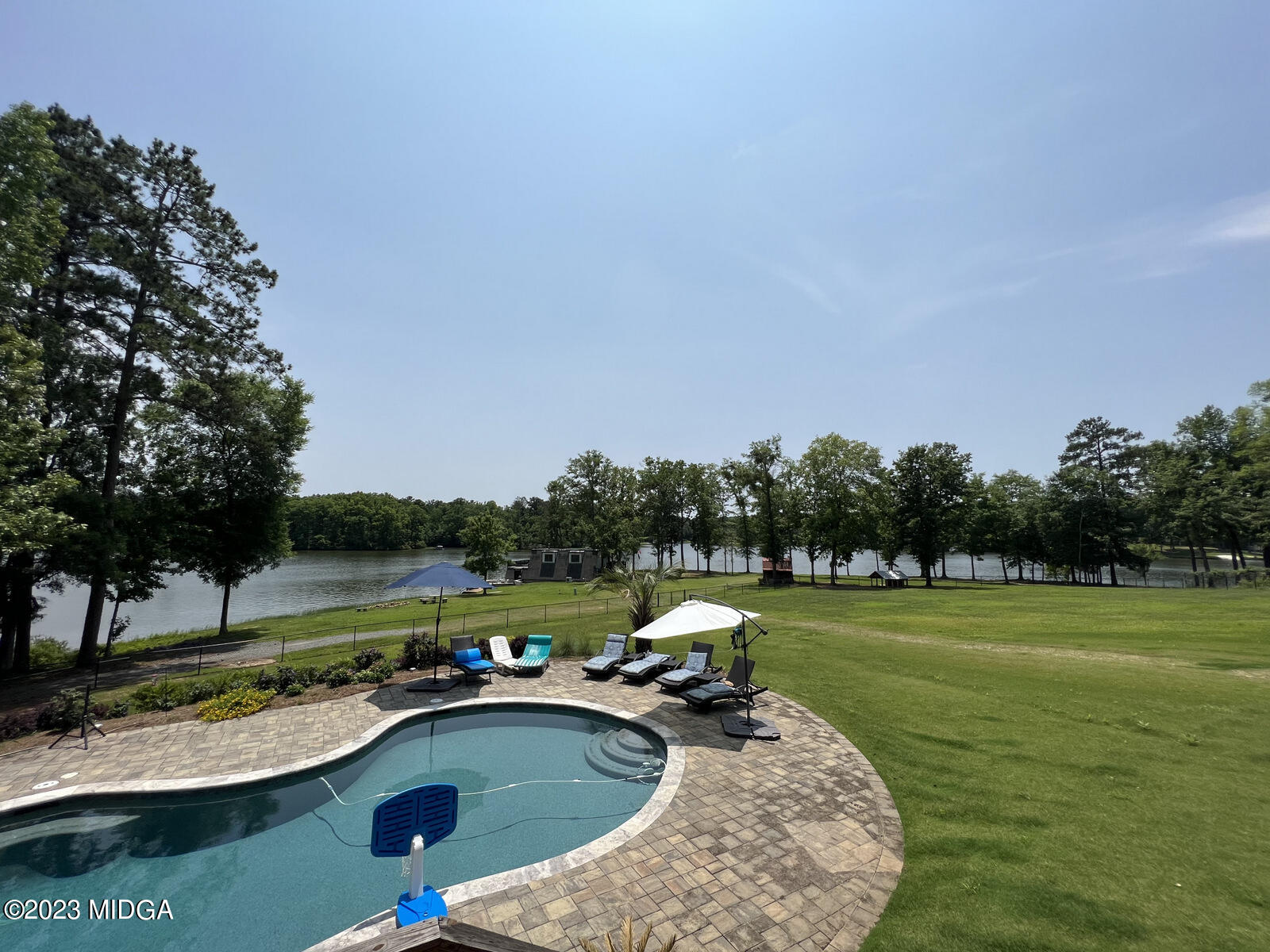 128 Lake Ridge Drive Macon, GA 31220 - Photo 5 of 72 IMG_3873