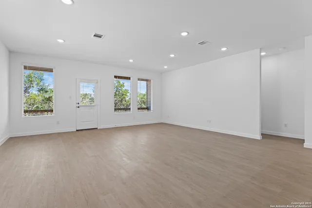 $299,900 | 14811 Taradeau, San Antonio, TX 78254