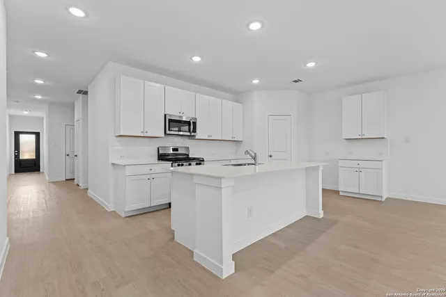 $299,900 | 14811 Taradeau, San Antonio, TX 78254