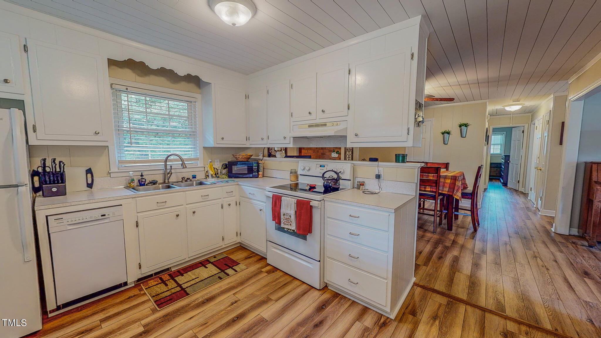 1035 Ridge Road Roxboro, NC 27573 - Photo 20 of 42 10.08.2024_16.32.55