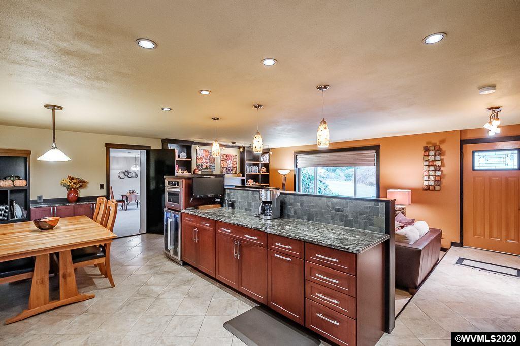 3308 South View Drive Albany, OR 97321 - Photo 9 of 42