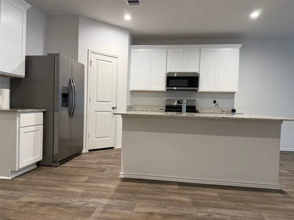 $2,500 | 31310 Derby Hvn Drive, Fulshear, TX 77441