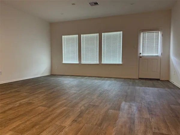 $2,500 | 31310 Derby Hvn Drive, Fulshear, TX 77441