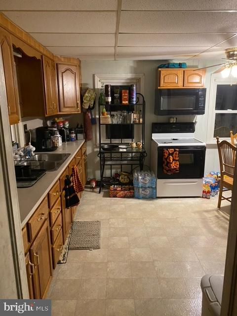 2920 Country Road Chambersburg, PA 17202 - Photo 9 of 18 House Kitchen