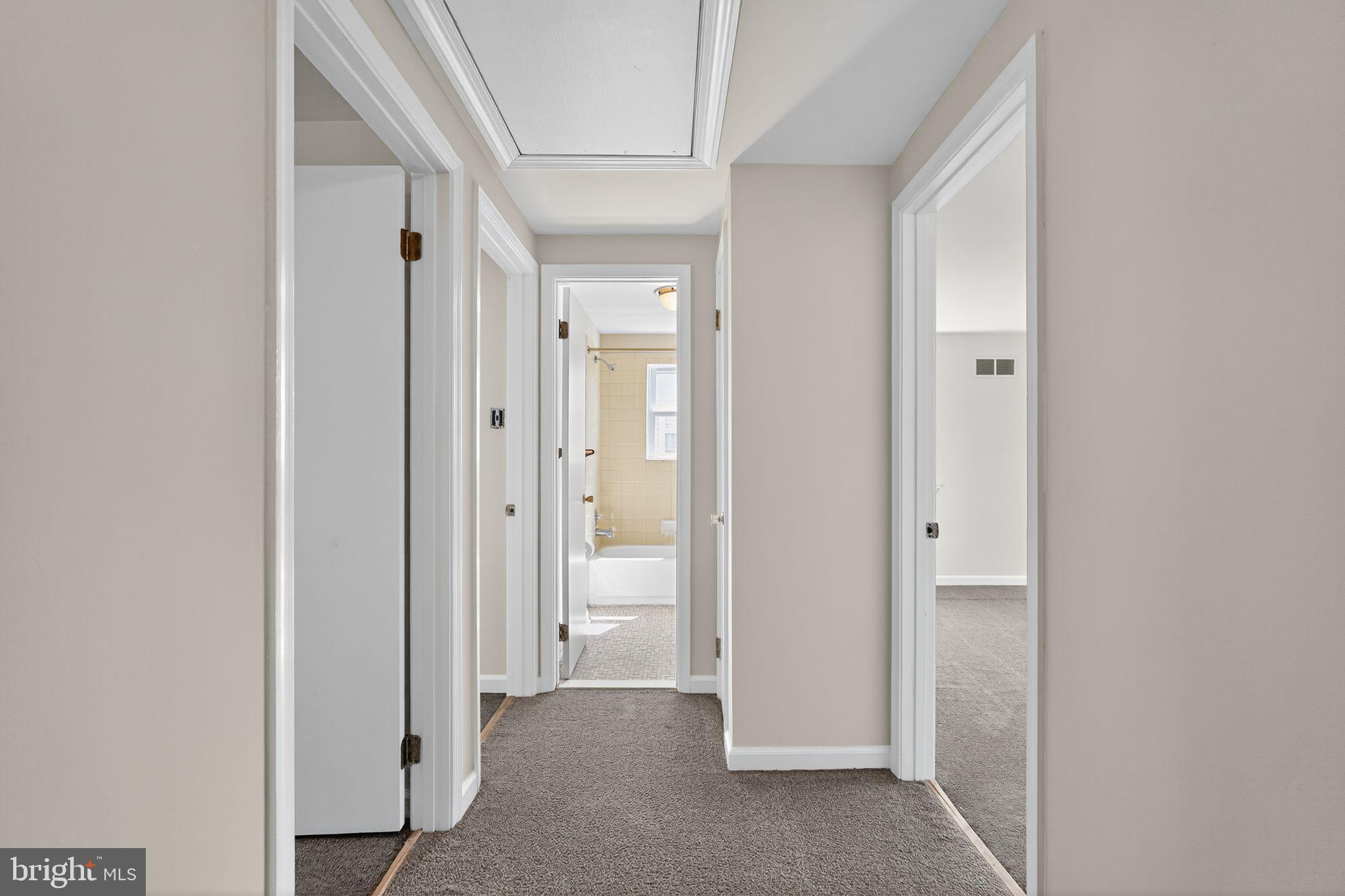 533 Crotzer Avenue Folcroft, PA 19032 - Photo 23 of 30 a view of a bathroom with a shower