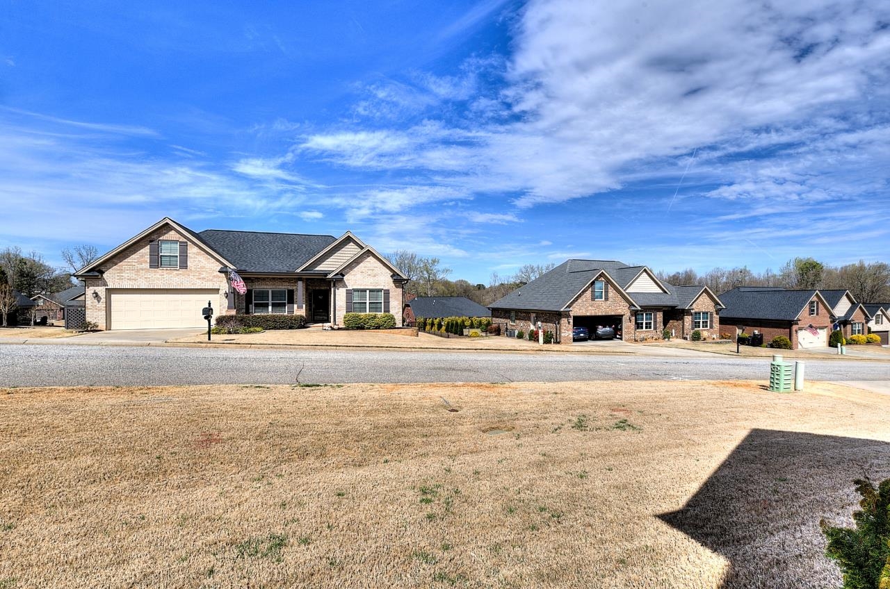 602 East Dateria Way Inman, SC 29349 - Photo 34 of 39 Gallery Image 34