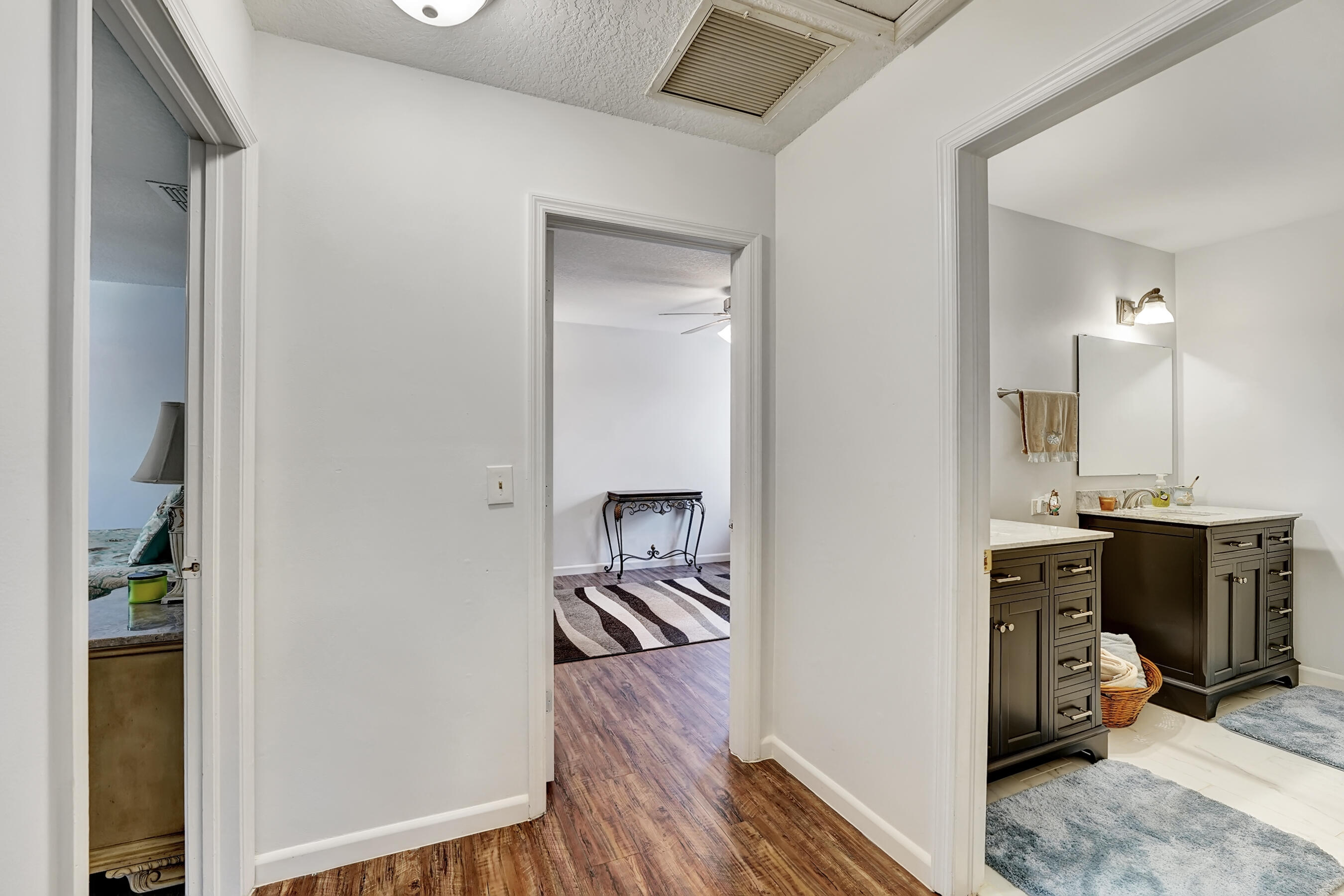 10369 Islander Drive Boca Raton, FL 33498 - Photo 27 of 39 DSC00880