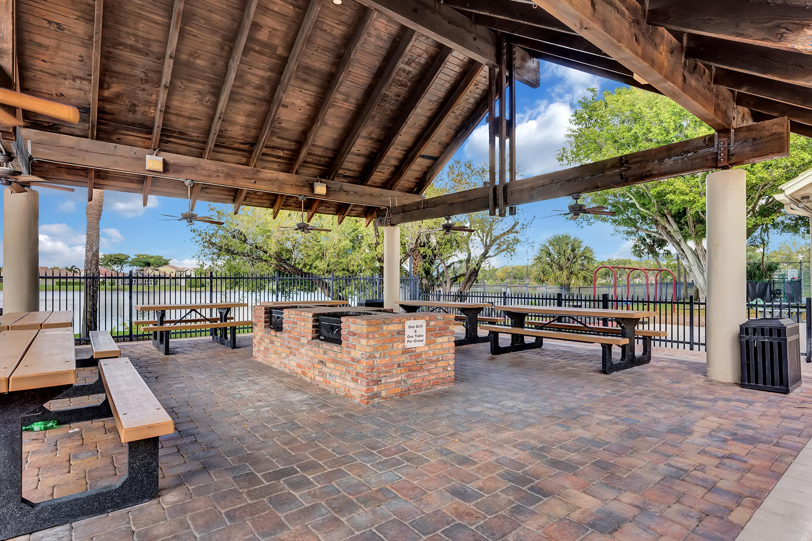 10369 Islander Drive Boca Raton, FL 33498 - Photo 39 of 39 DSC09553