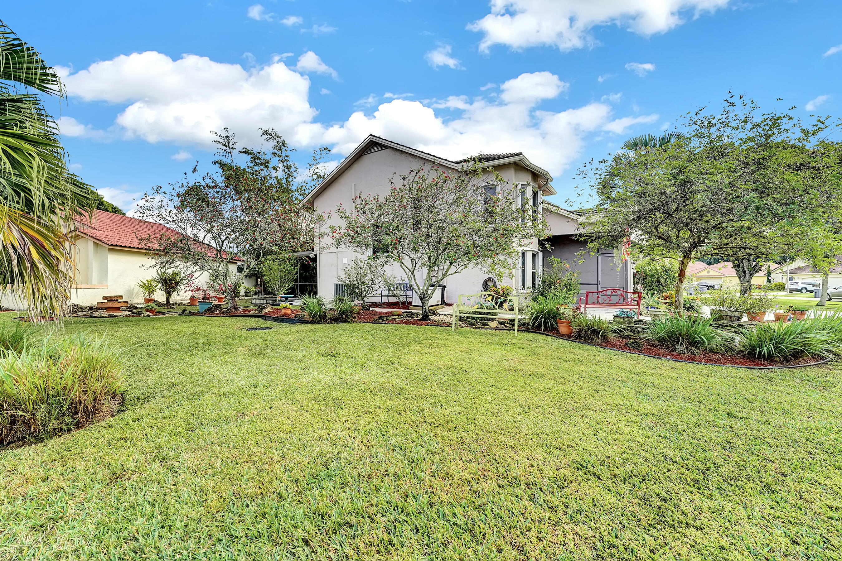 10369 Islander Drive Boca Raton, FL 33498 - Photo 4 of 39 DSC00765