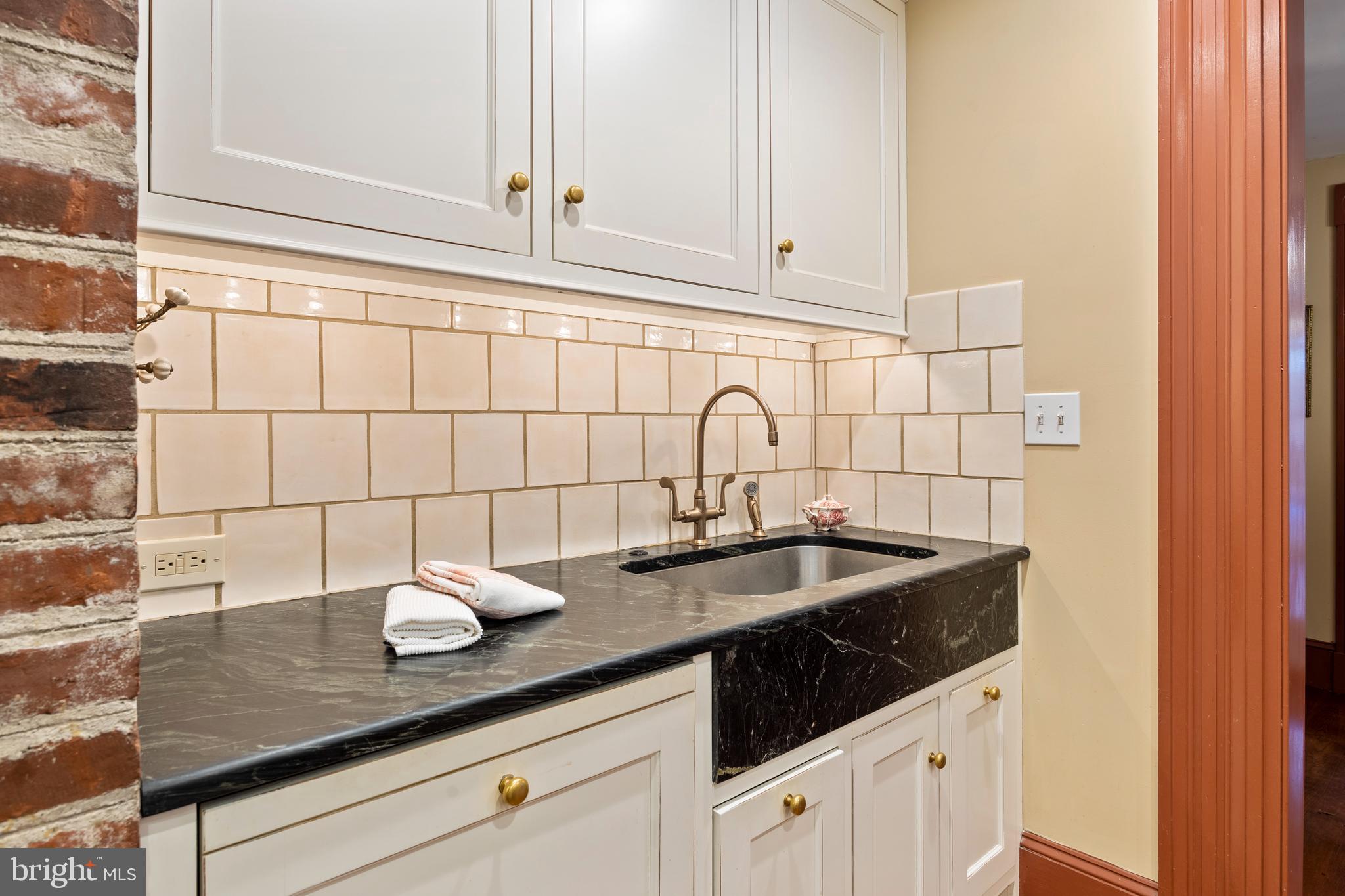 1016 Clinton Street Philadelphia, PA 19107 - Photo 28 of 90