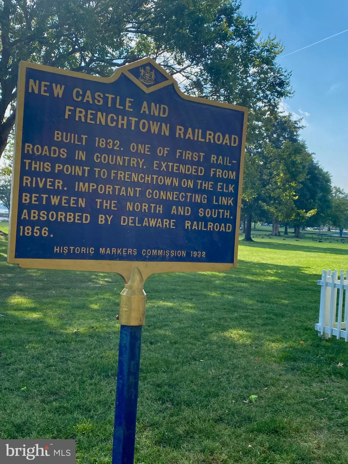 0 Chestnut Street New Castle, DE 19720 - Photo 7 of 16 a sign on the side of the building