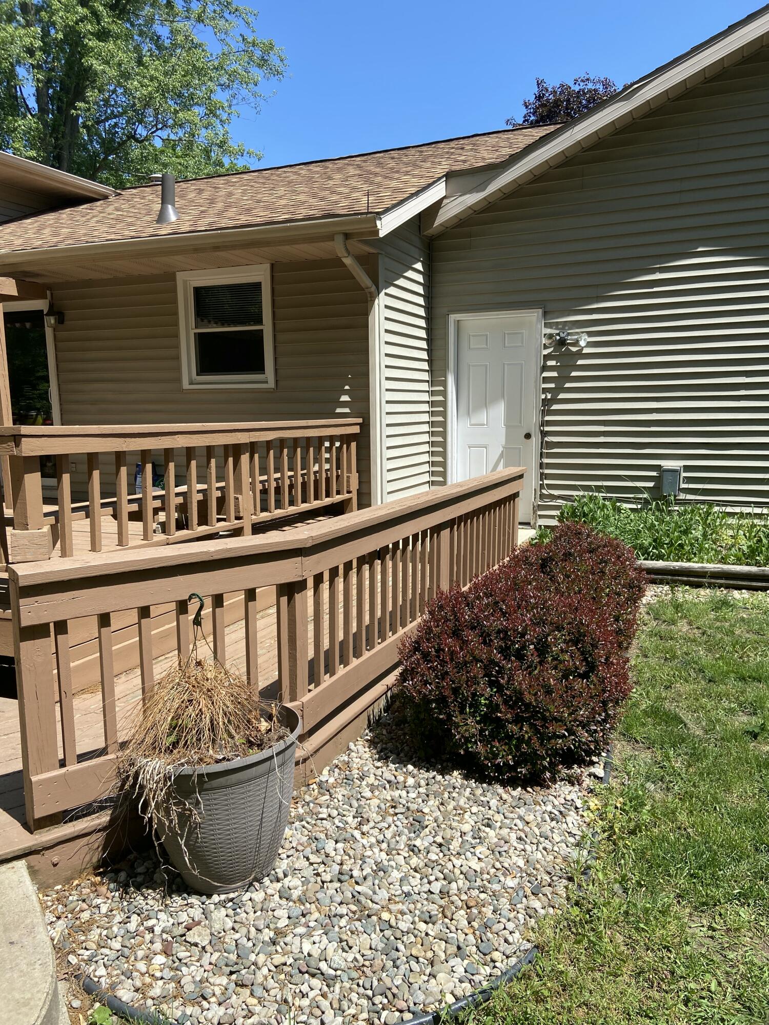 306 Davis Street Paw Paw, MI 49079 - Photo 38 of 38 IMG_2443
