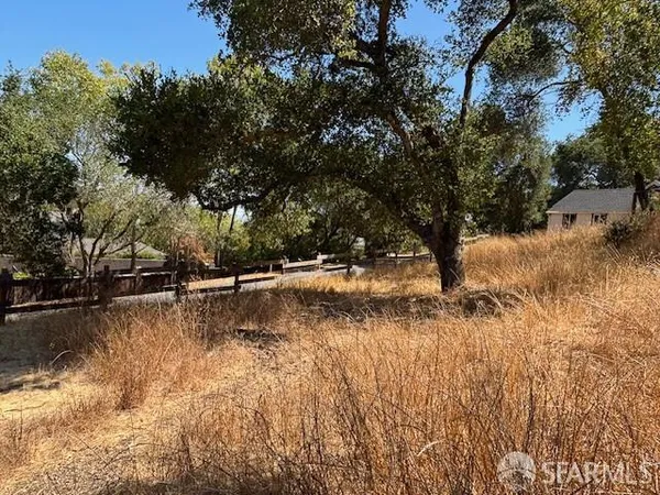 $1,700,000 | 966 Godetia Drive, Woodside, CA 94062