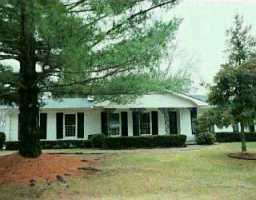 7400 Moredale Road Louisville, KY 40222 - Photo 1 of 1 Primary Photo