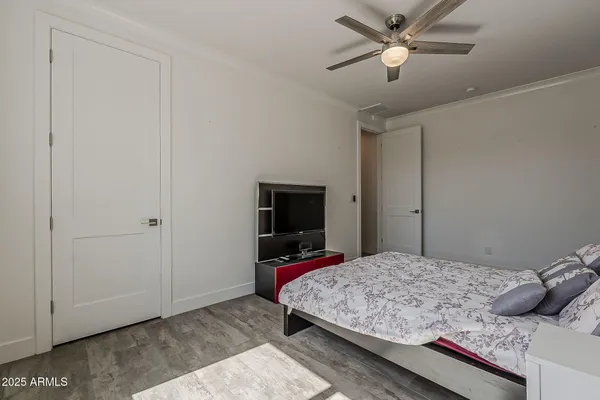 $1,500,000 | 3834 East Clarendon Avenue, Phoenix, AZ 85018