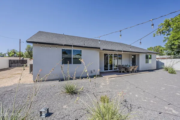 $1,500,000 | 3834 East Clarendon Avenue, Phoenix, AZ 85018