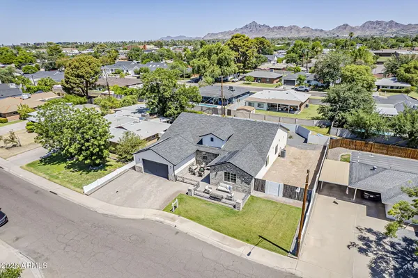 $1,500,000 | 3834 East Clarendon Avenue, Phoenix, AZ 85018