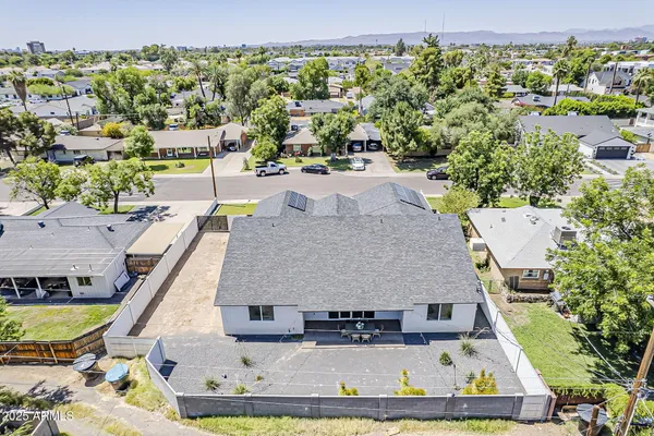 $1,500,000 | 3834 East Clarendon Avenue, Phoenix, AZ 85018