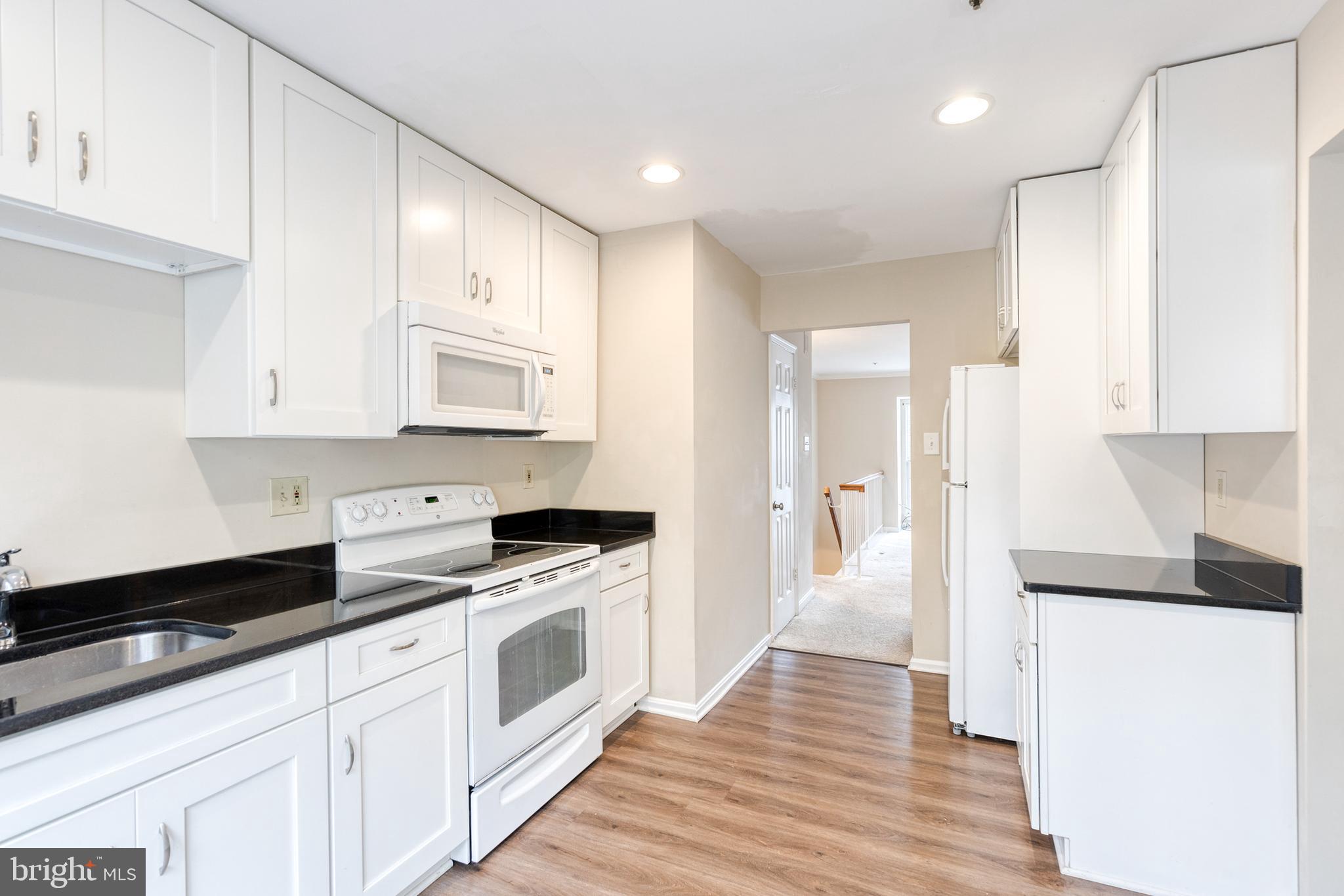 2548 Ambling Circle Crofton, MD 21114 - Photo 13 of 25